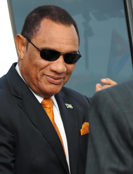 CUBA-LLEGA A LA HABANA PRIMER MINISTRO DE BAHAMAS-CELAC